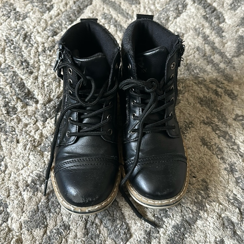 Black boots
